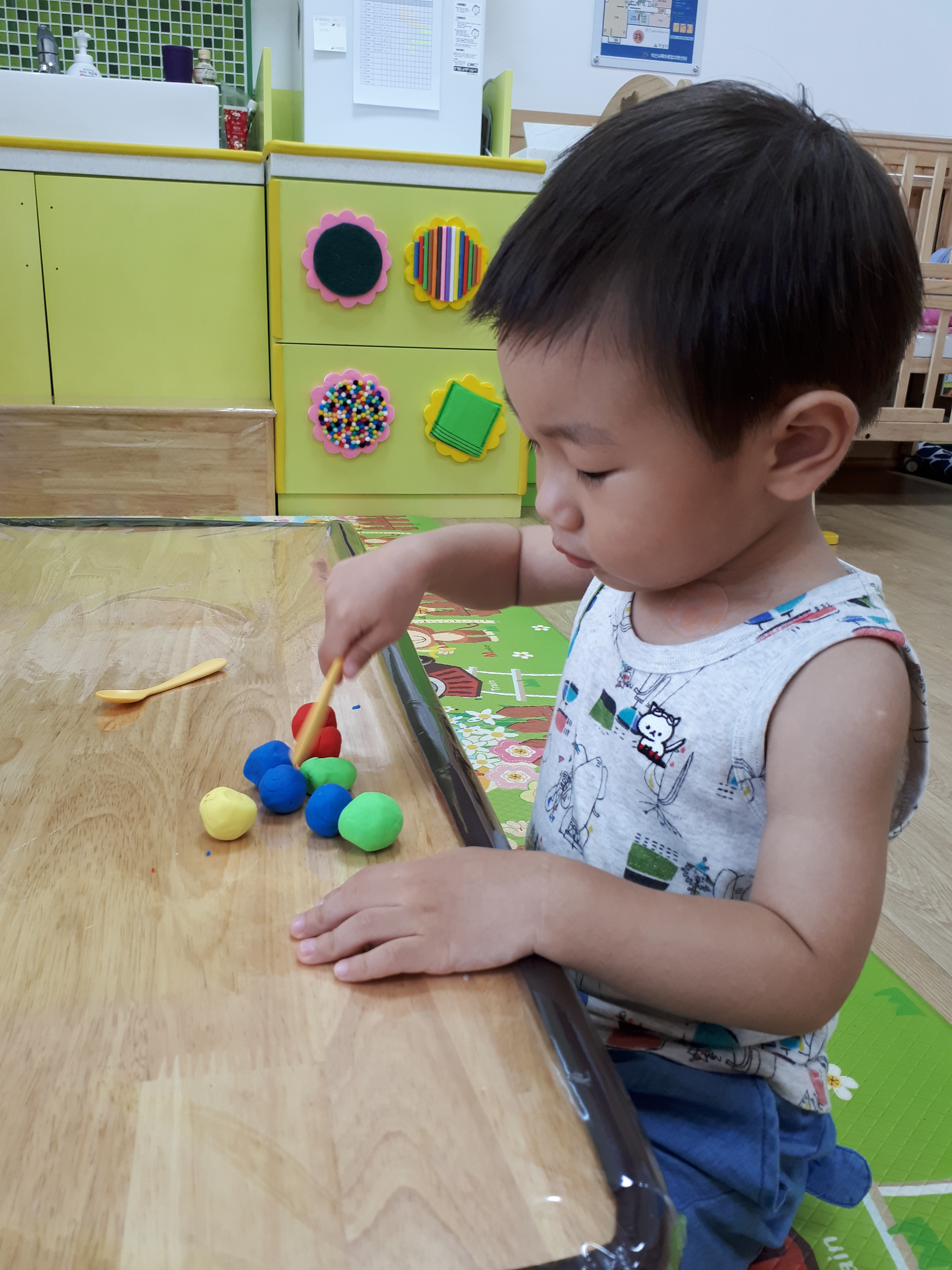 점토활동을 해보았어요-시간제보육실