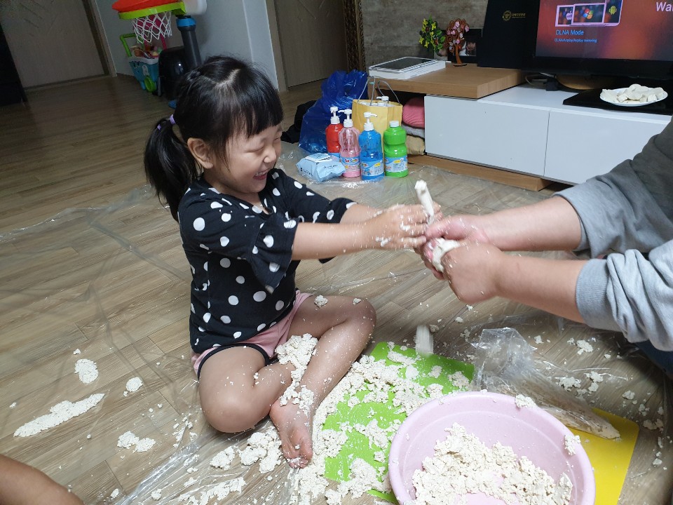 이동식놀이교실(두부퍼포먼스) 5월5주