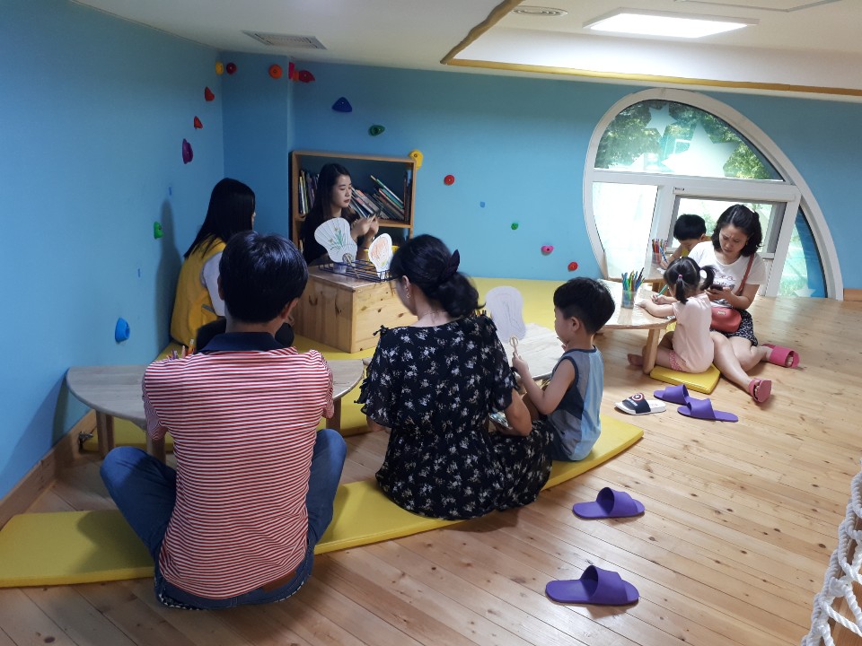 7월 1주 엄마랑아가랑책책 프로그램